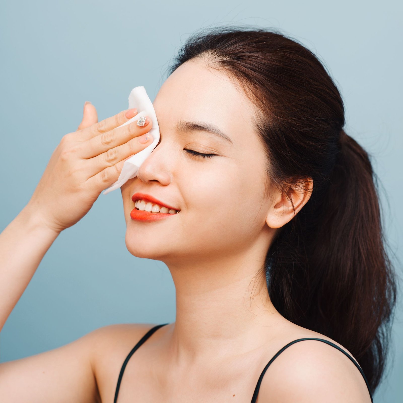 Make-up eliminating wipes – – whoopee or nay?