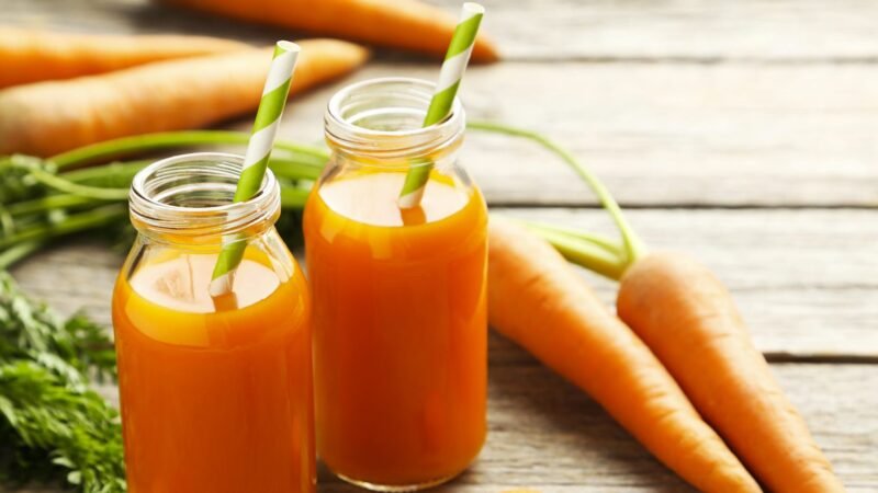 Carrot juice for sparkling and perfect skin