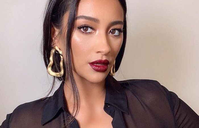 How to Get Silky and Bouncy Hair in Summer